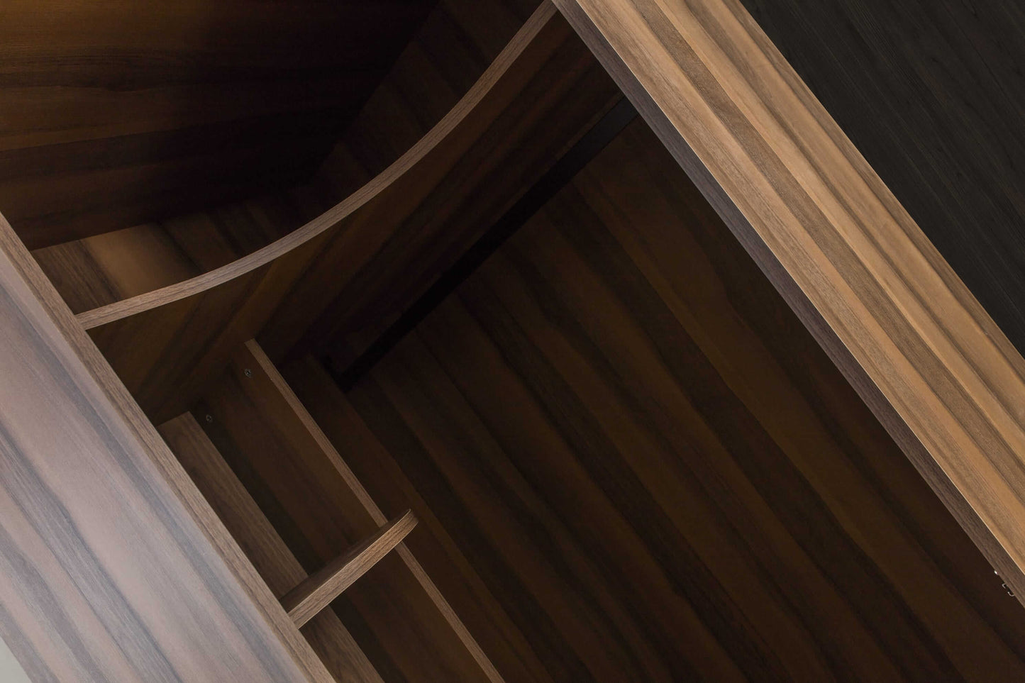 Uno Wardrobe