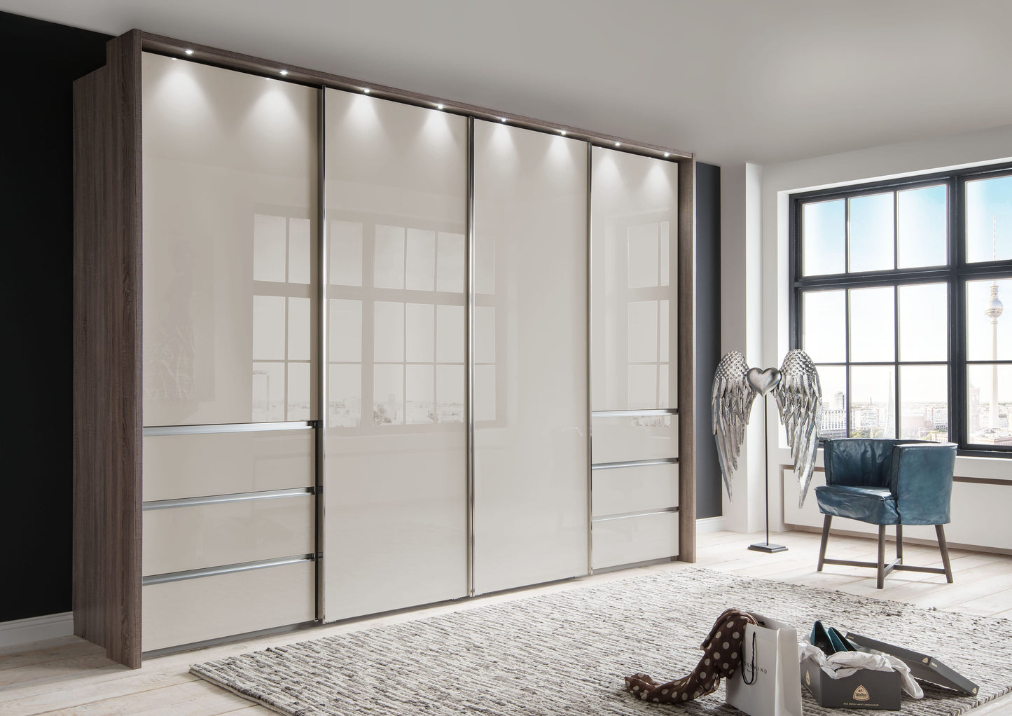 Malibu Wardrobe
