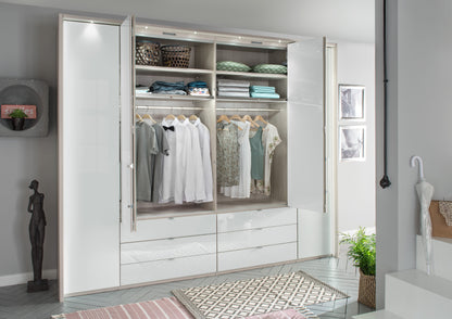 Kansas Wardrobe