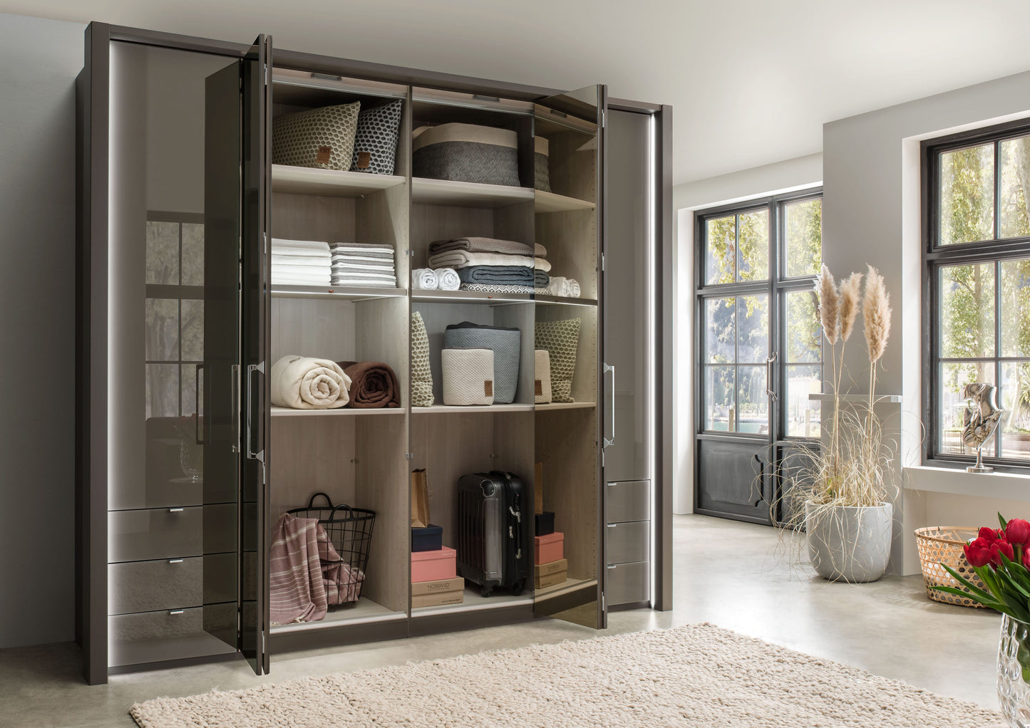 Kansas Wardrobe