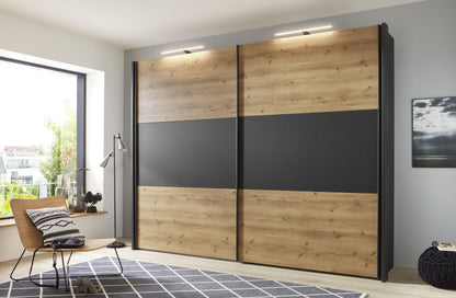 Korfu Wardrobe
