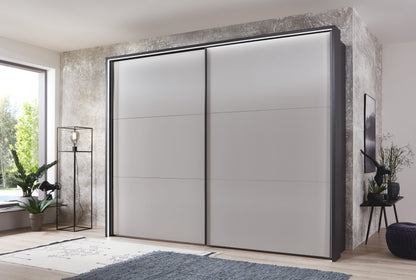 Korfu Wardrobe