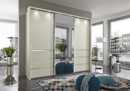 Malibu Wardrobe