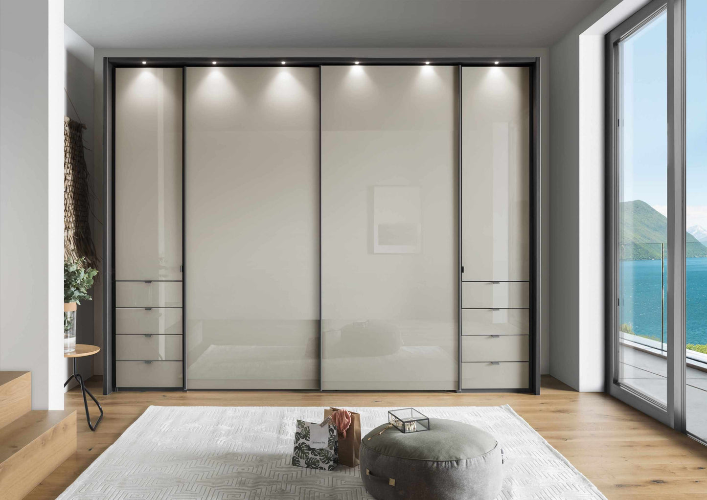 Nizza Wardrobe